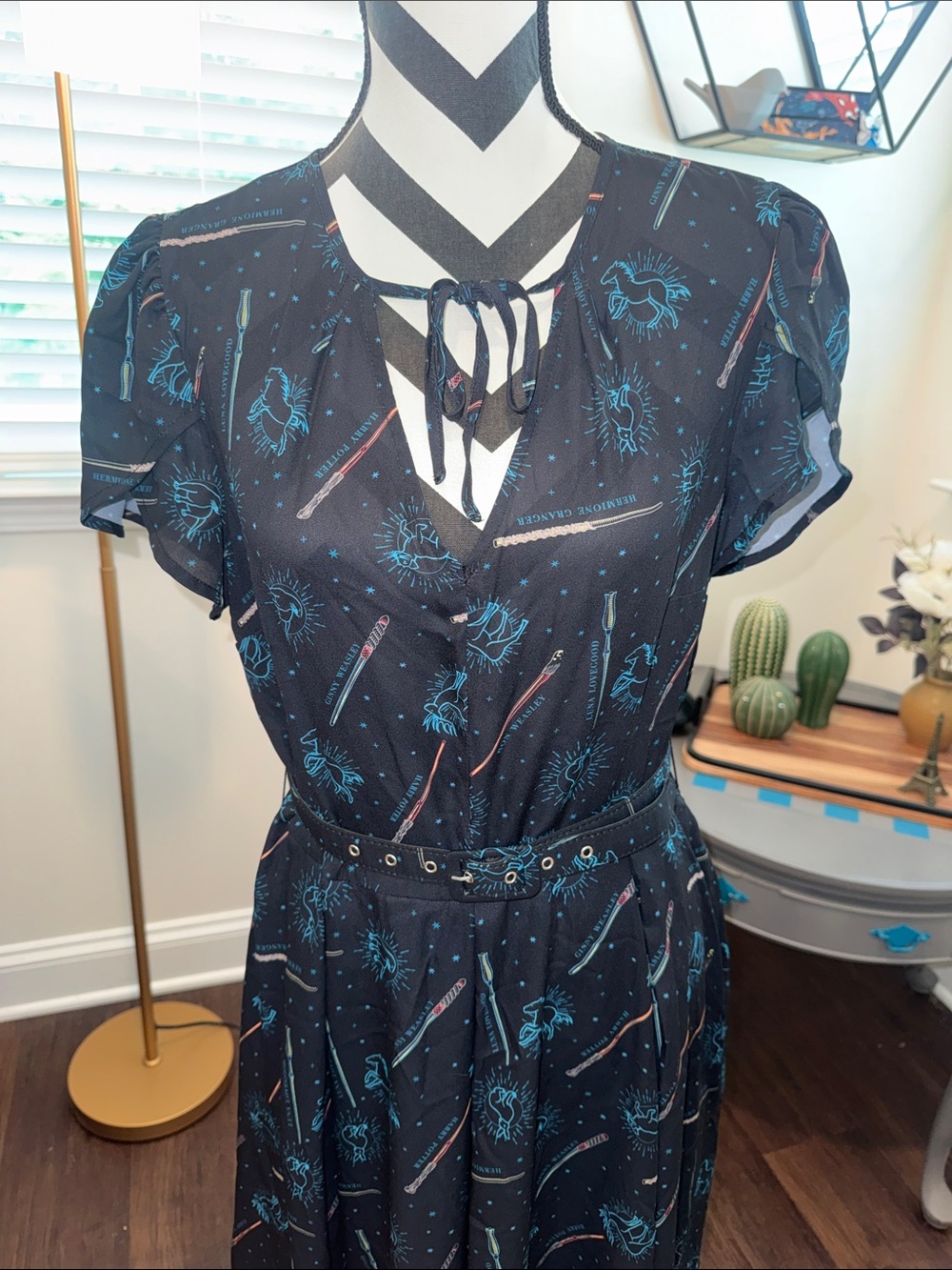 Unique Vintage Harry Potter Patronus Wand Print Dahlia Swing Dress - Picture 5 of 12